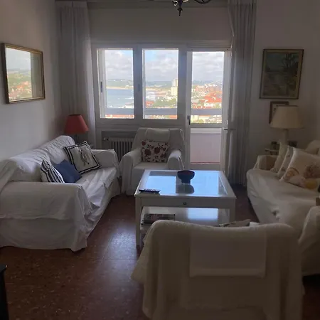 Piso En Salinas Con Vistas A Toda Al Playa Apartamento
